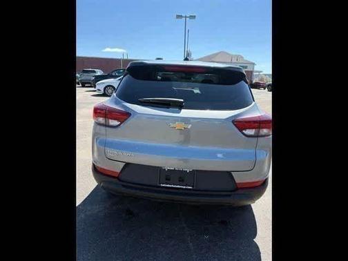 Sterling Gray Metallic 2026 Chevrolet Trailblazer LS