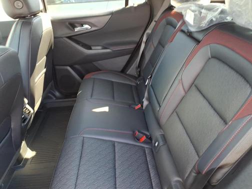 Sterling Gray Metallic 2026 Chevrolet Equinox RS