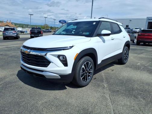 Summit White 2026 Chevrolet Trailblazer LT