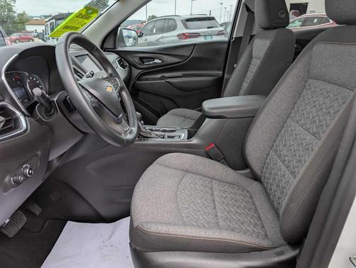 Summit White 2023 Chevrolet Equinox 1LT