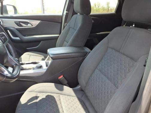 Nightfall Gray Metallic 2019 Chevrolet Blazer 2LT