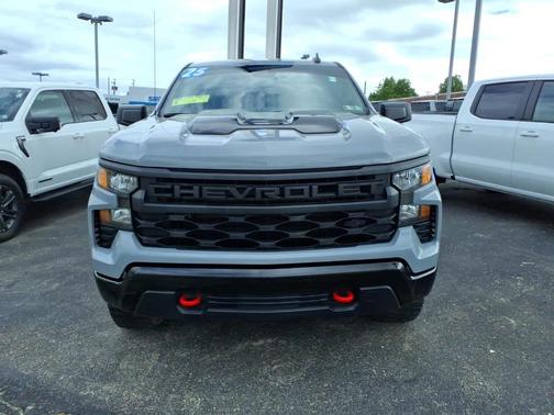 Slate Gray Metallic 2025 Chevrolet Silverado 1500 Custom Trail Boss