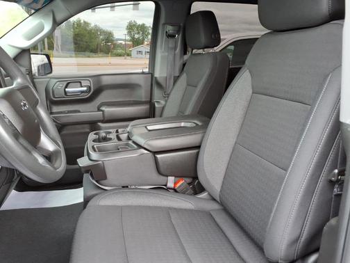 Slate Gray Metallic 2025 Chevrolet Silverado 1500 Custom Trail Boss