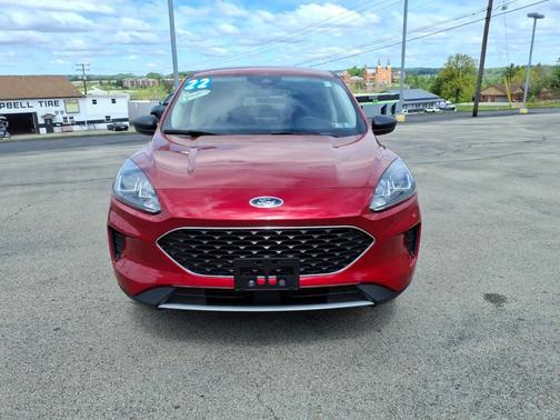 Rapid Red Metallic Tinted Clearcoat 2022 Ford Escape SE