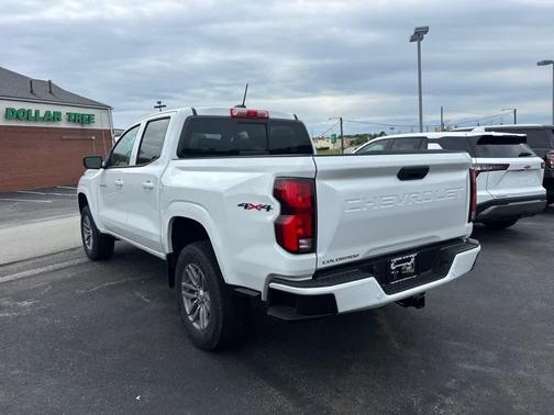 Summit White 2025 Chevrolet Colorado LT
