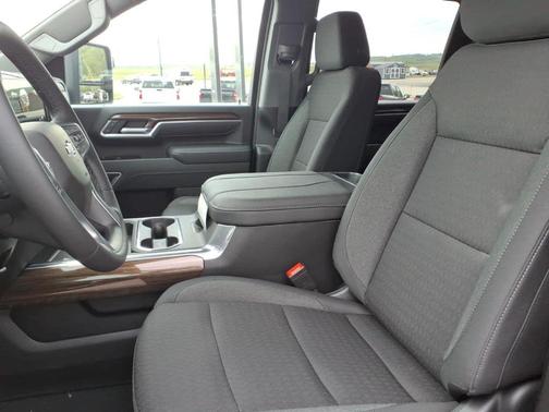 Sterling Gray Metallic 2026 Chevrolet Silverado 2500 LT
