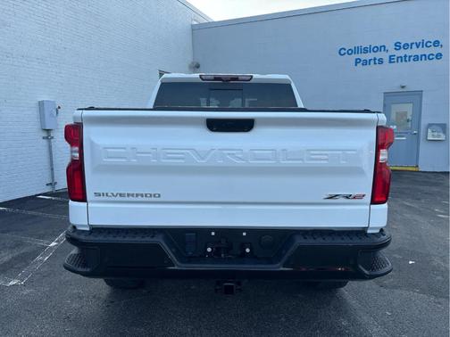 Summit White 2023 Chevrolet Silverado 1500 ZR2