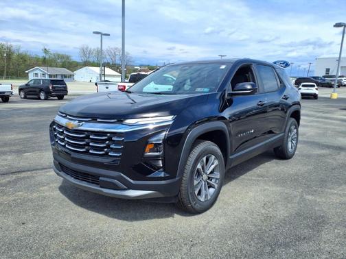 Mosaic Black Metallic 2026 Chevrolet Equinox LT