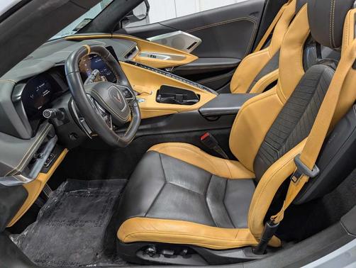 Ceramic Matrix Gray Metallic 2022 Chevrolet Corvette Stingray w/3LT