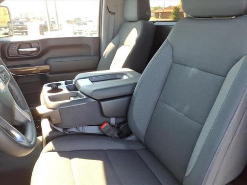 Summit White 2025 Chevrolet Silverado 2500 LT