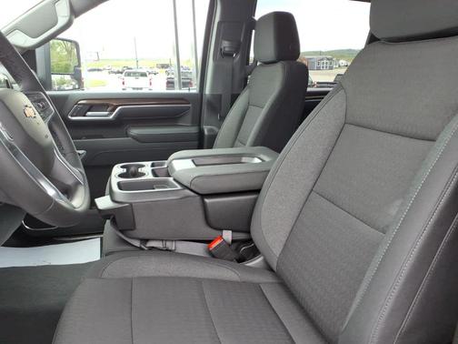 Sterling Gray Metallic 2026 Chevrolet Silverado 2500 LT
