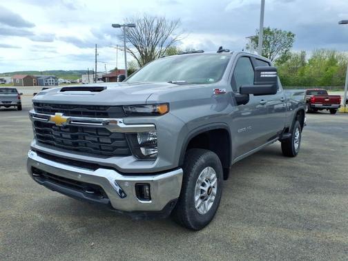 Sterling Gray Metallic 2026 Chevrolet Silverado 2500 LT