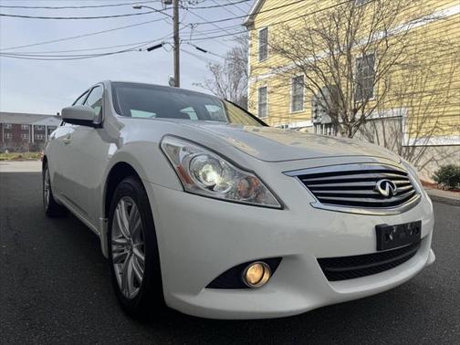 2013 INFINITI G37x Base