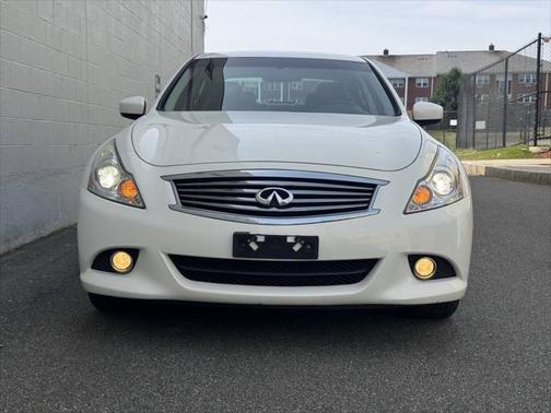 2013 INFINITI G37x Base