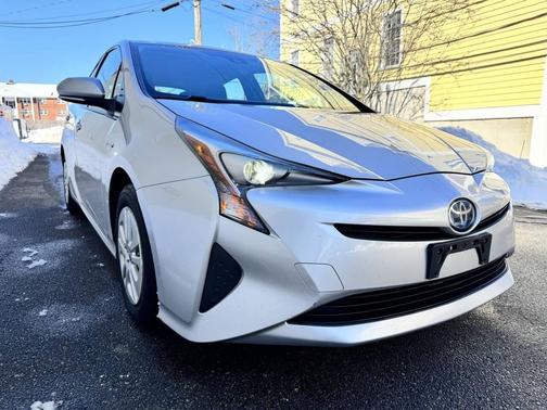 2017 Toyota Prius Two