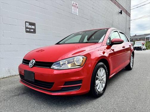 2017 Volkswagen Golf TSI S 4-Door