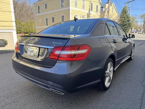 2012 Mercedes-Benz E-Class 4MATIC