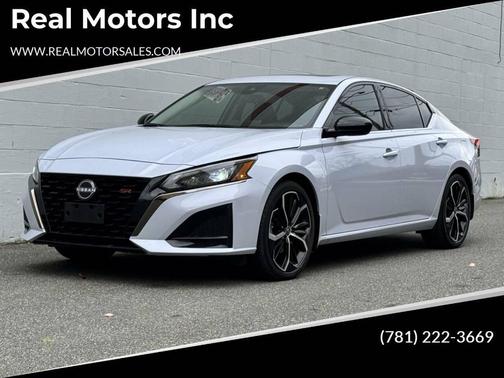 2024 Nissan Altima SR FWD