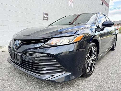 2020 Toyota Camry LE