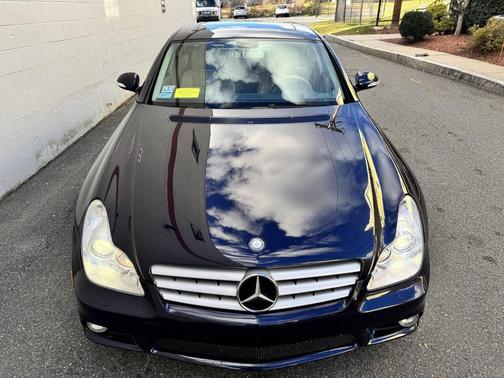 2006 Mercedes-Benz CLS-Class CLS 55 AMG 4dr Sedan