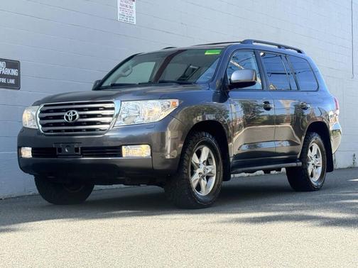 2011 Toyota Land Cruiser Base