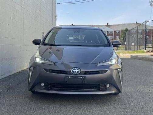 2021 Toyota Prius LE
