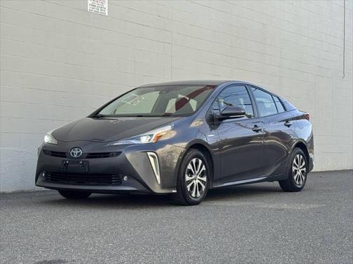 2021 Toyota Prius LE