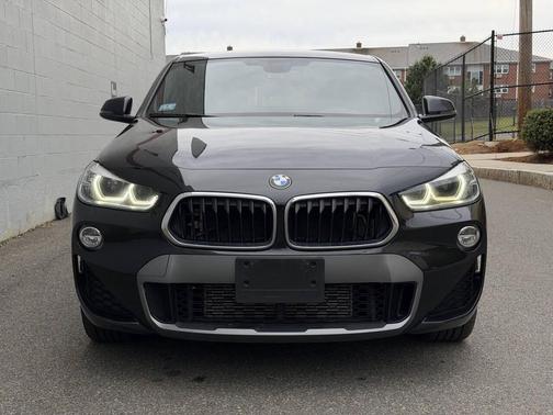 Black Sapphire Metallic 2018 BMW X2 xDrive28i