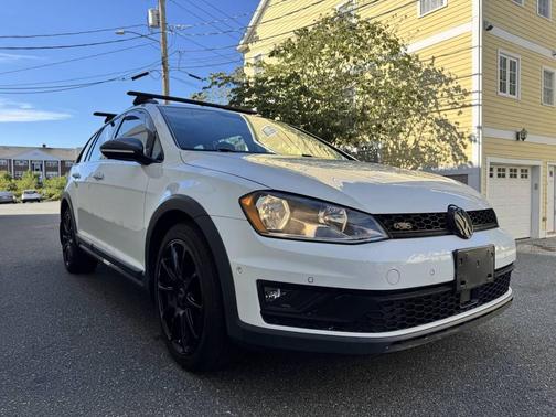 2017 Volkswagen Golf Alltrack TSI SE