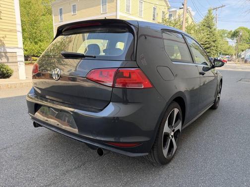Carbon Steel Gray Metallic 2015 Volkswagen Golf GTI 2.0T SE w/Performance Package 2-Door