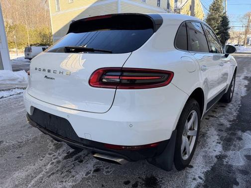 2017 Porsche Macan Base AWD 4dr SUV
