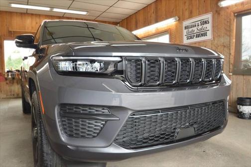 2024 Jeep Grand Cherokee Altitude