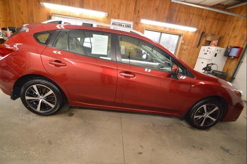 2019 Subaru Impreza 2.0i Premium