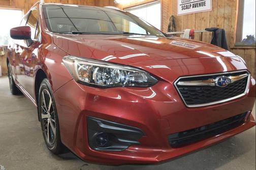 2019 Subaru Impreza 2.0i Premium