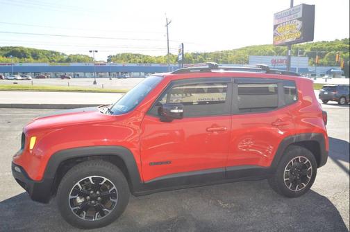 COLORADO RED 2023 Jeep Renegade Upland