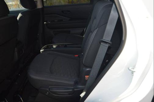 2023 Nissan Pathfinder SV AWD 4dr SUV