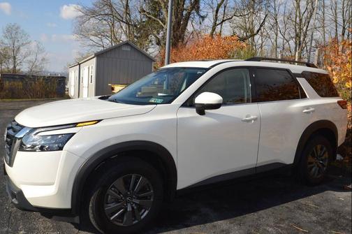 2023 Nissan Pathfinder SV AWD 4dr SUV