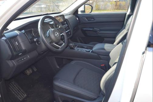 2023 Nissan Pathfinder SV AWD 4dr SUV