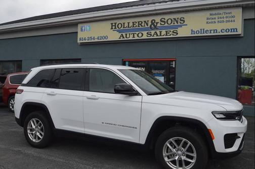 White 2025 Jeep Grand Cherokee Laredo