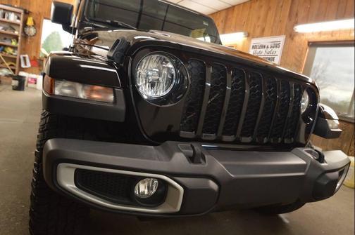 2021 Jeep Gladiator Sport S