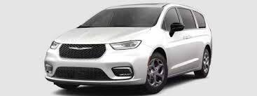 2024 Chrysler Pacifica Touring 4dr Mini Van