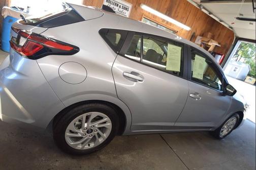 2024 Subaru Impreza Base
