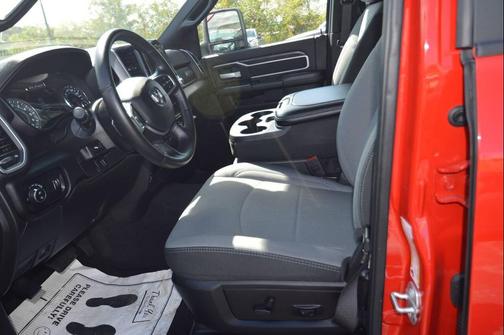 2024 RAM 2500 Big Horn 4x4 4dr Crew Cab 6.3 ft. SB Pickup