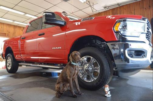 2024 RAM 2500 Big Horn 4x4 4dr Crew Cab 6.3 ft. SB Pickup