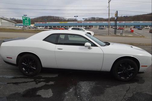 2023 Dodge Challenger SXT