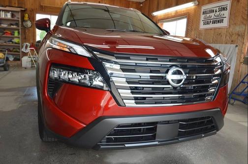 Gun Metallic 2026 Nissan Rogue SV