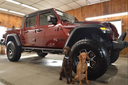 2021 Jeep Gladiator Sport