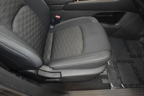 2023 Nissan Pathfinder SV AWD 4dr SUV