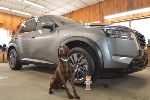 2023 Nissan Pathfinder SV AWD 4dr SUV