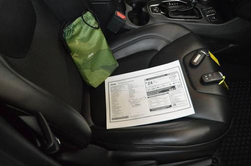 2020 Jeep Cherokee Altitude